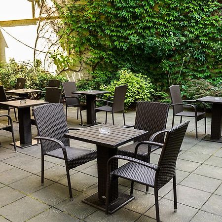 Hotel Dalimil Prague Ngoại thất bức ảnh