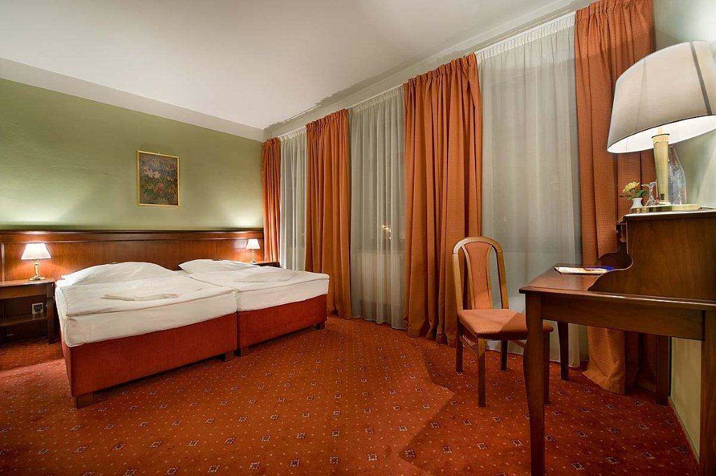 Hotel Dalimil Prague Ngoại thất bức ảnh
