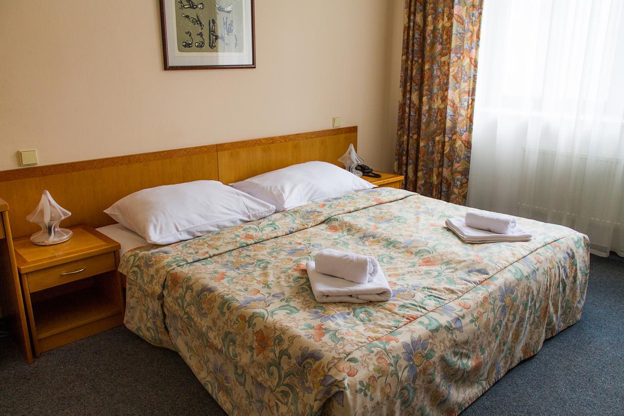 Hotel Dalimil Prague Ngoại thất bức ảnh
